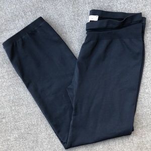 NWOT! - LAUNDRY By DESIGN Seamless Crop Leggings